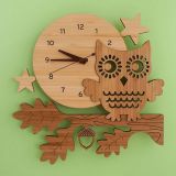 Часы  настенные детские деревянные с лазерной резкой картинок  «Сова на дубе»